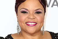 Tamela-j-mann-makeup-for-intense-red-hair-side